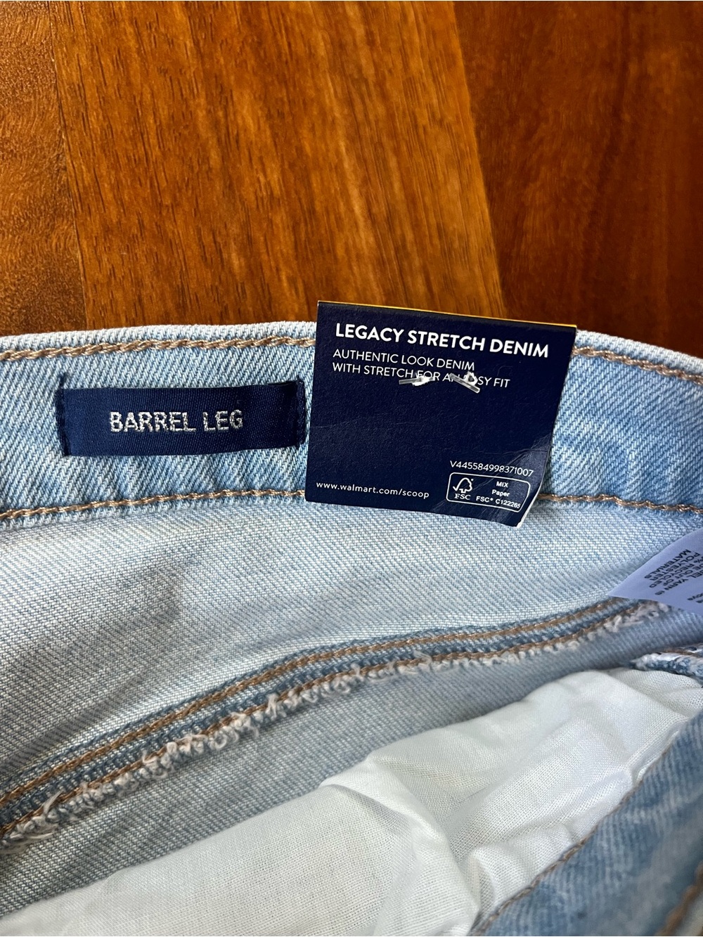 2 New Scoop Stretch Denim Barrel Leg Jeans - Picture 5 of 16